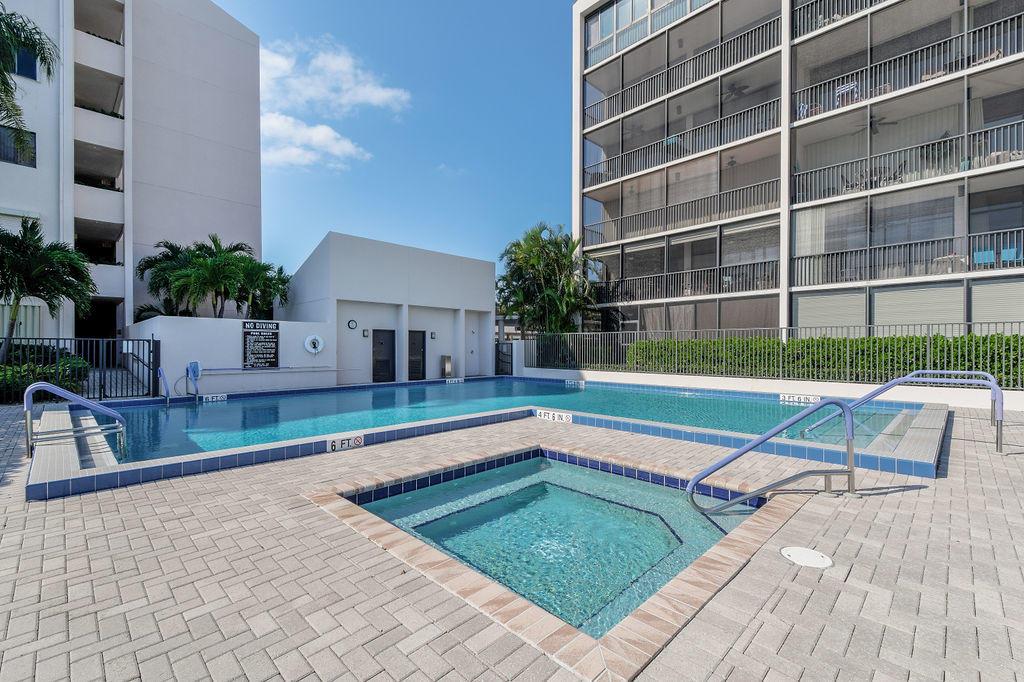 TWELVE OAKS - Residential Lease