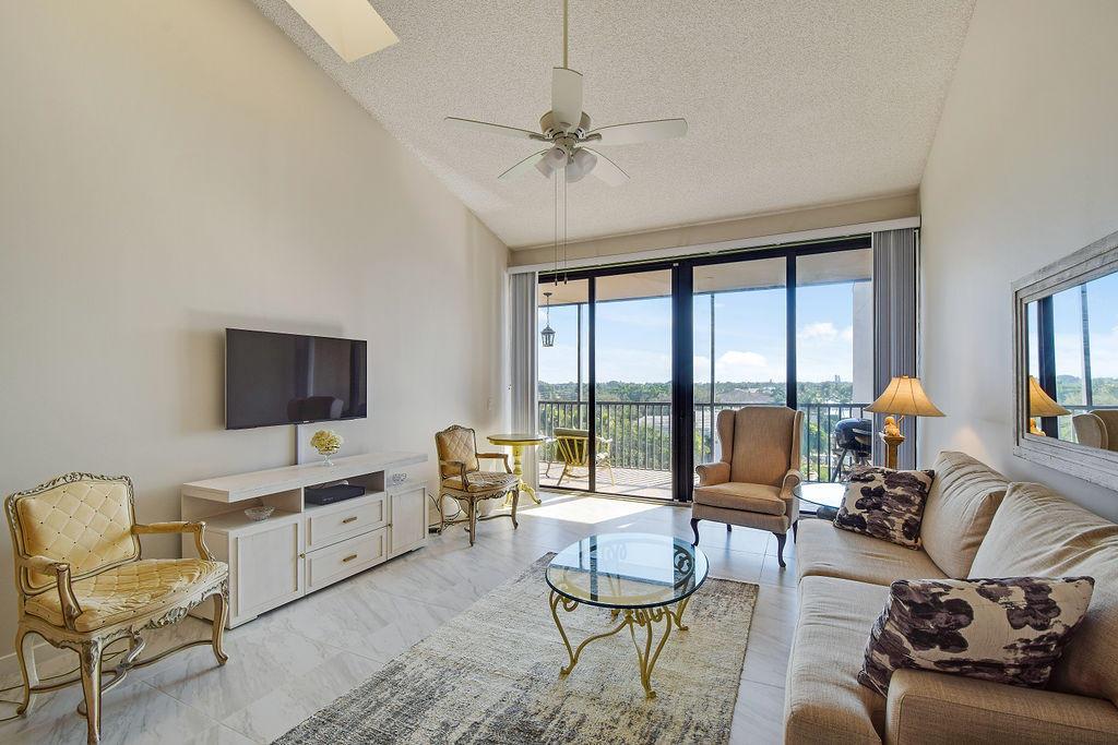 TWELVE OAKS - Residential Lease