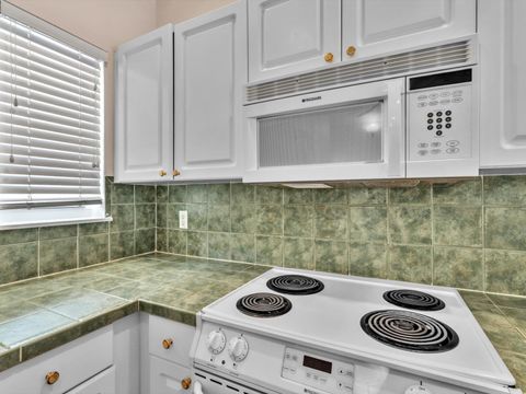 Tiny photo for 835 NE 19th Avenue #9, Fort Lauderdale, FL 33304 (MLS # B26013831)