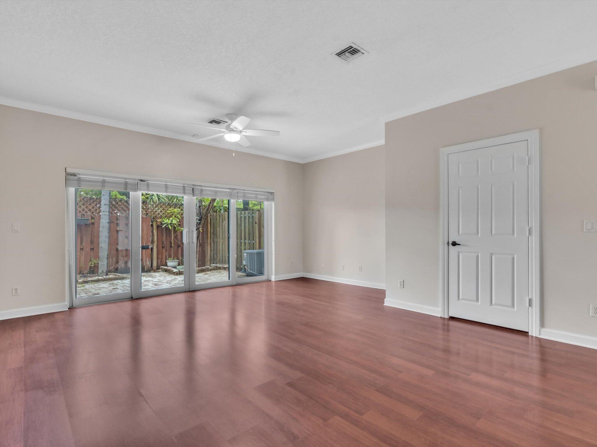 RESUB OF BLKS A B & 5 OF GATEWAY - Residential