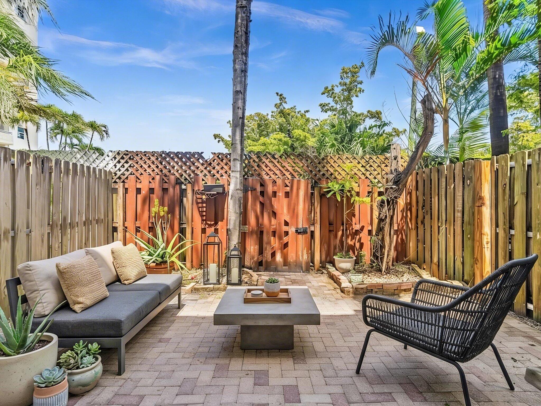 RESUB OF BLKS A B & 5 OF GATEWAY - Residential