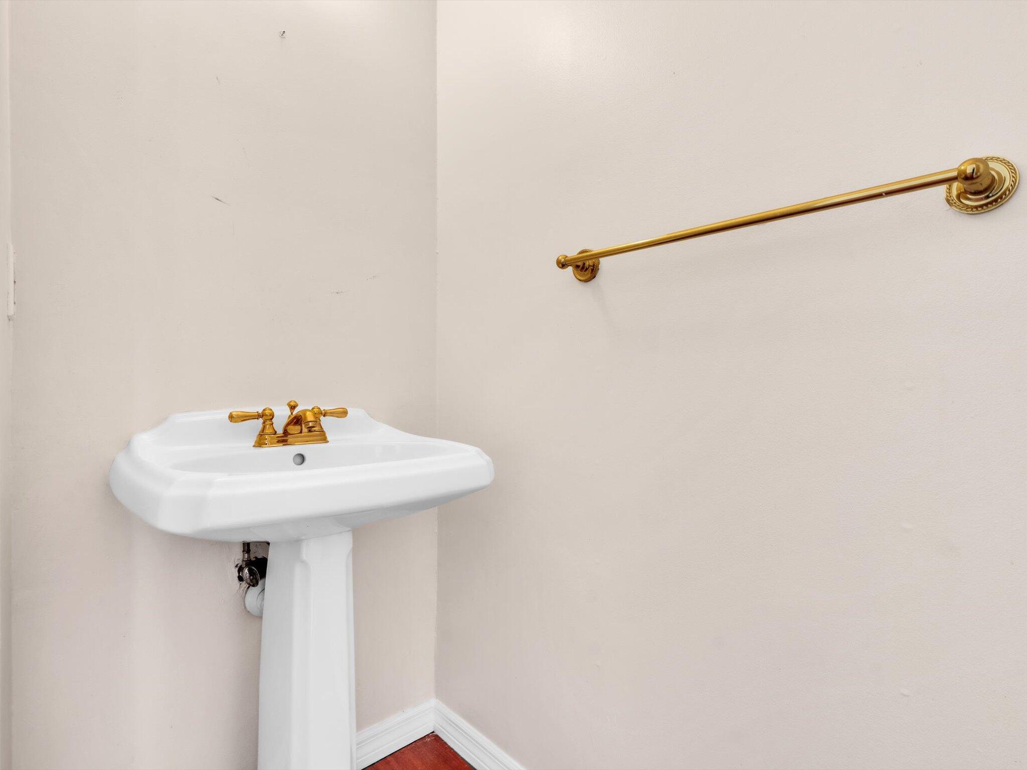 RESUB OF BLKS A B & 5 OF GATEWAY - Residential