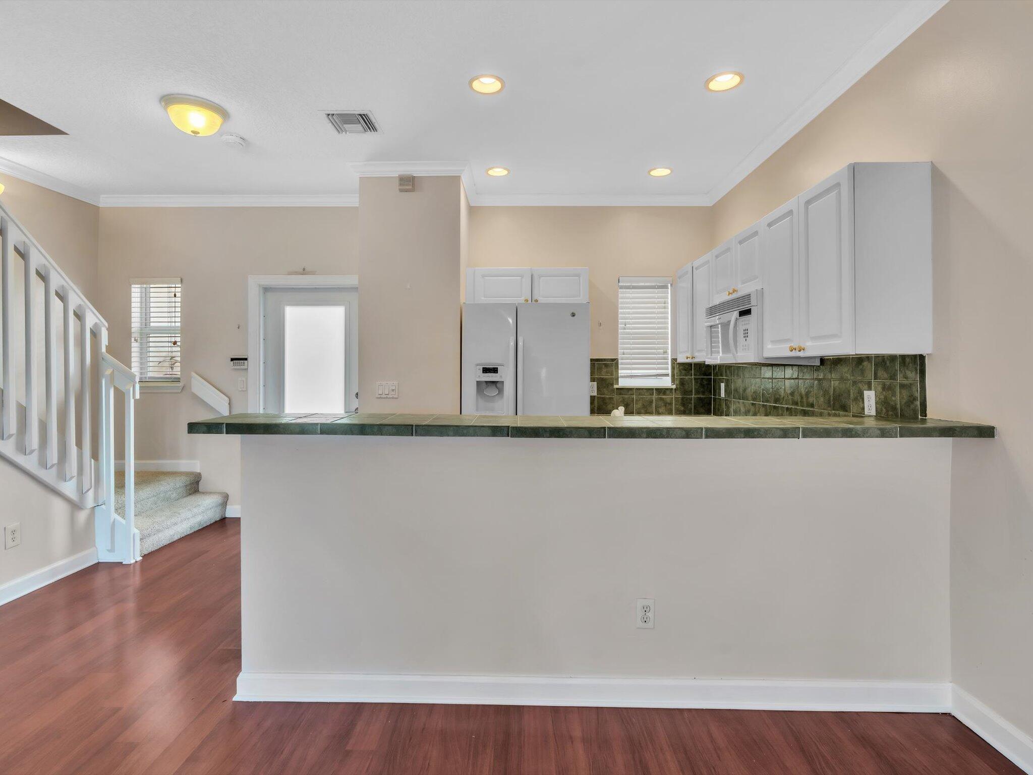 RESUB OF BLKS A B & 5 OF GATEWAY - Residential