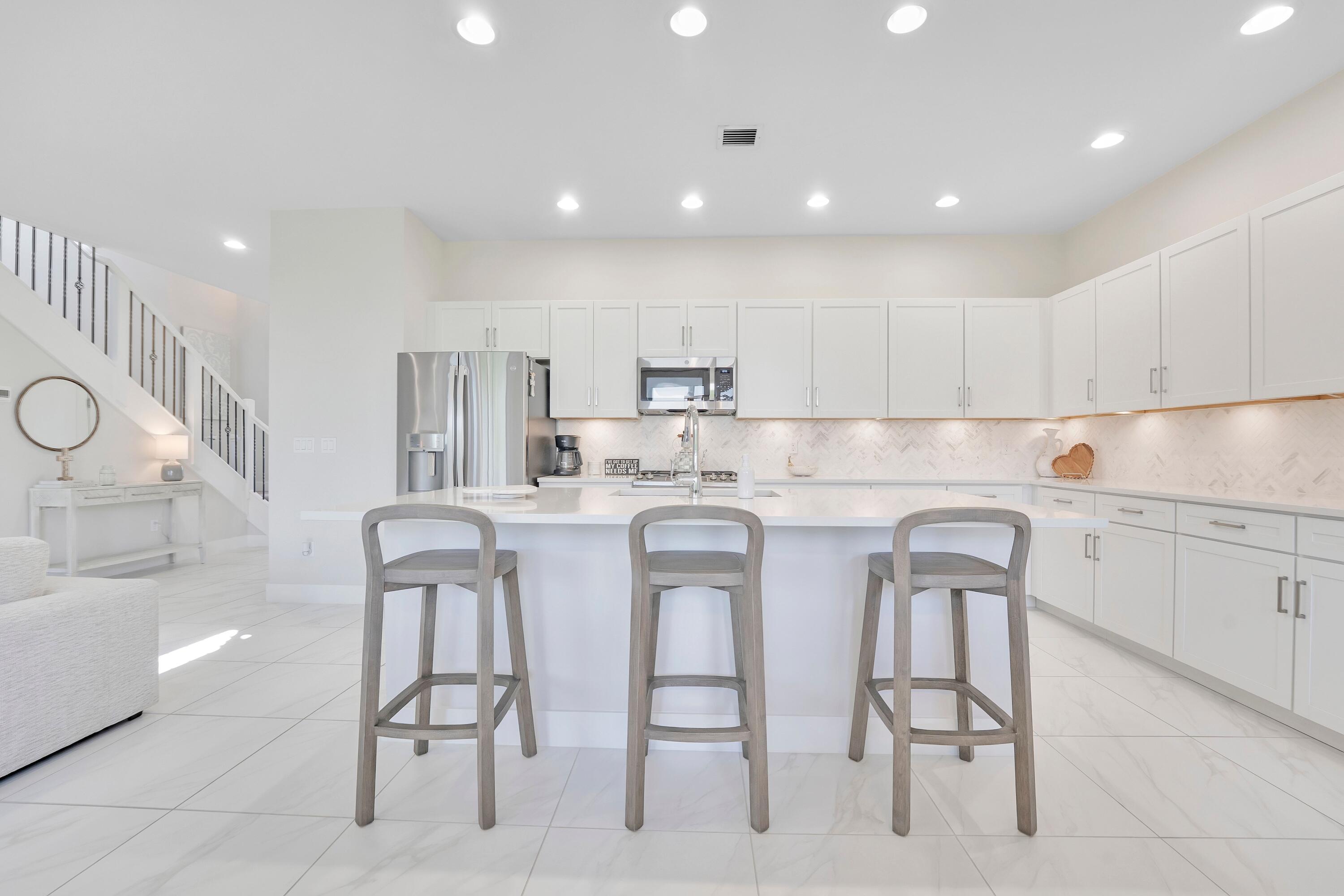 SKY COVE - Residential