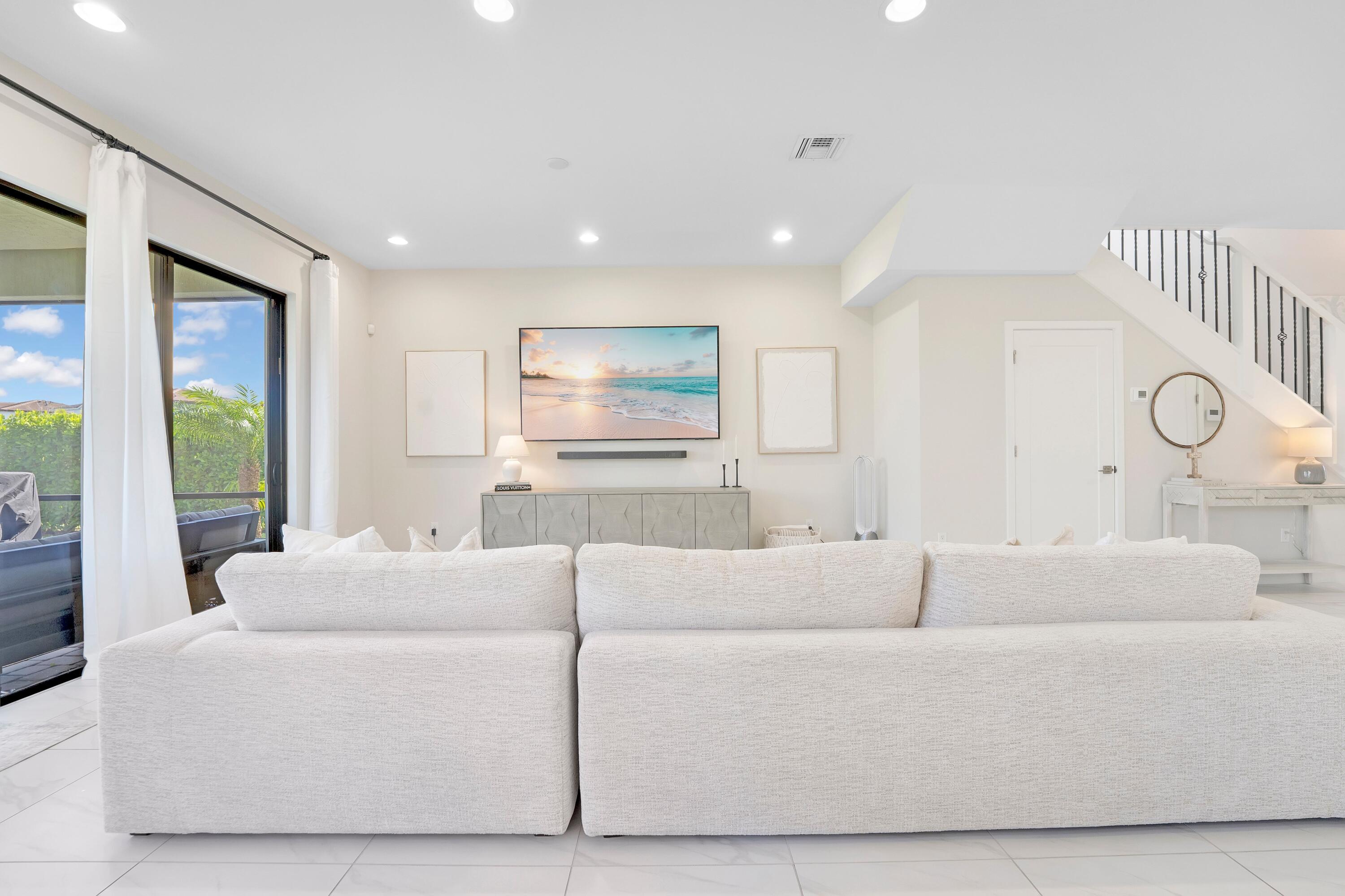 SKY COVE - Residential