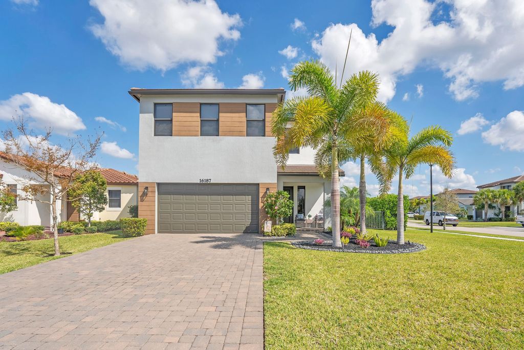 Photo of 16187 Sandy Shore Drive, Westlake, FL 33470 (MLS # B26010148)