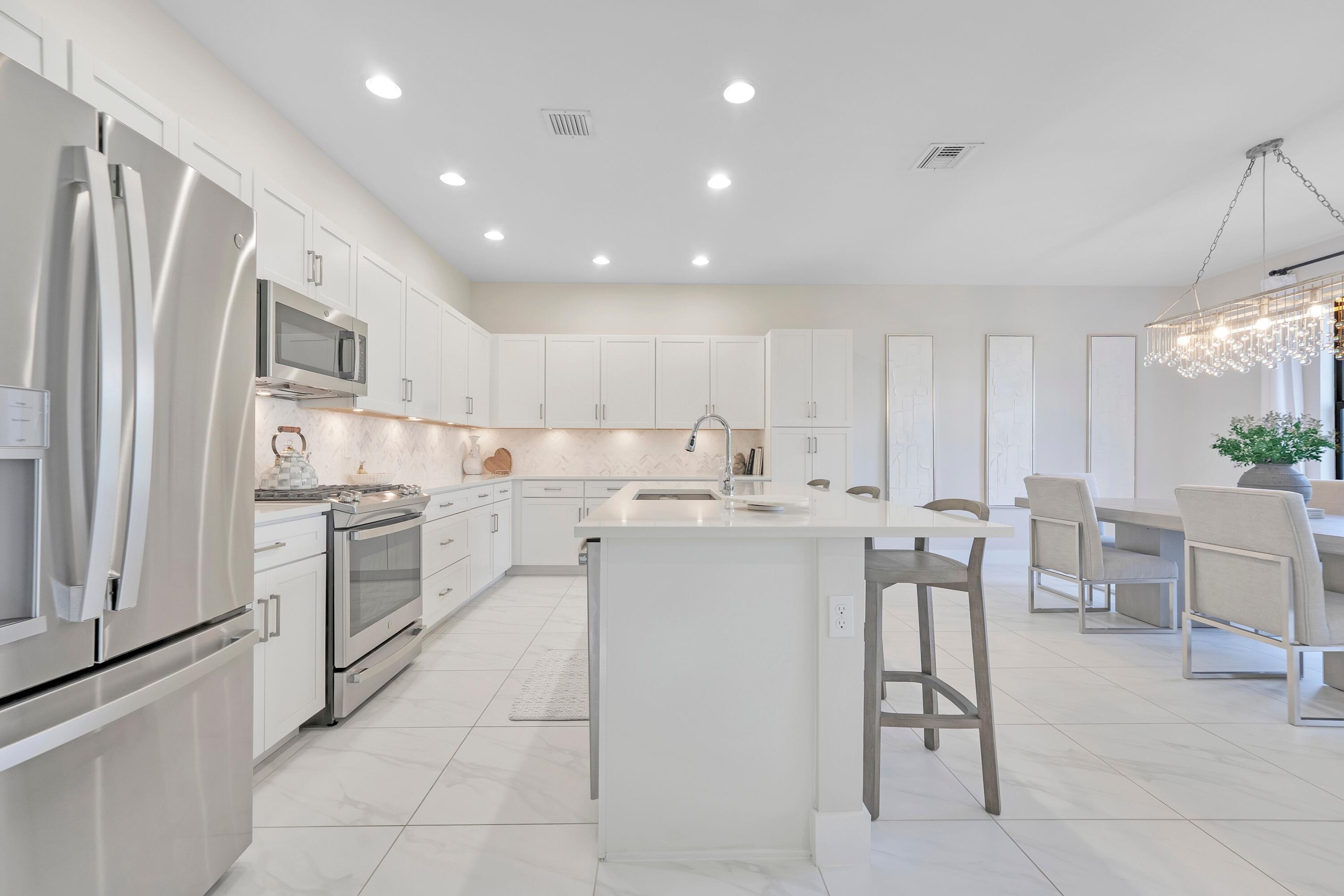 SKY COVE - Residential