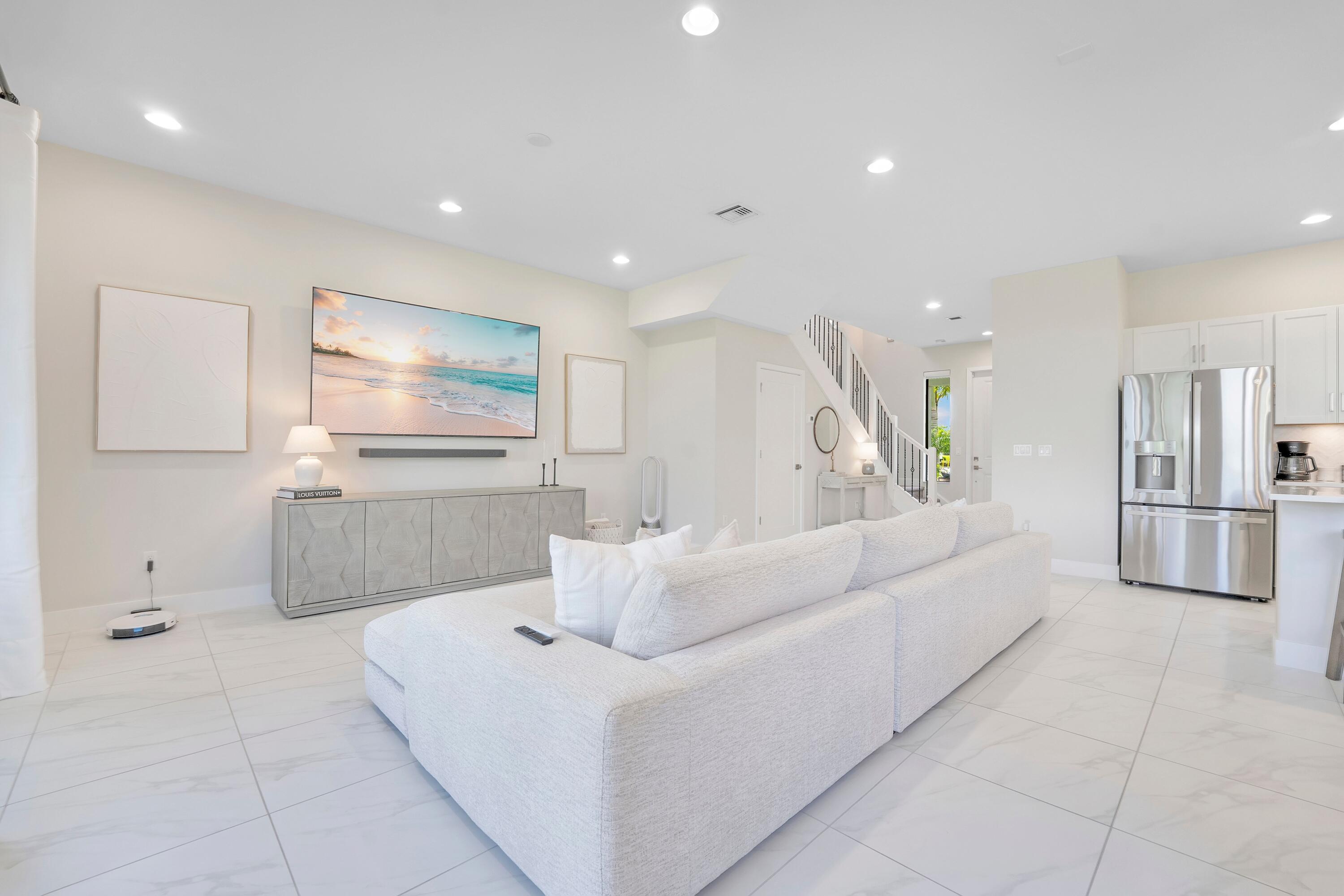 SKY COVE - Residential