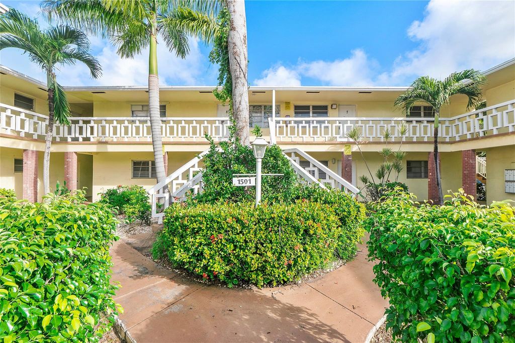 Photo of 1501 Arthur St #3, Hollywood, FL 33020 (MLS # F10533861)