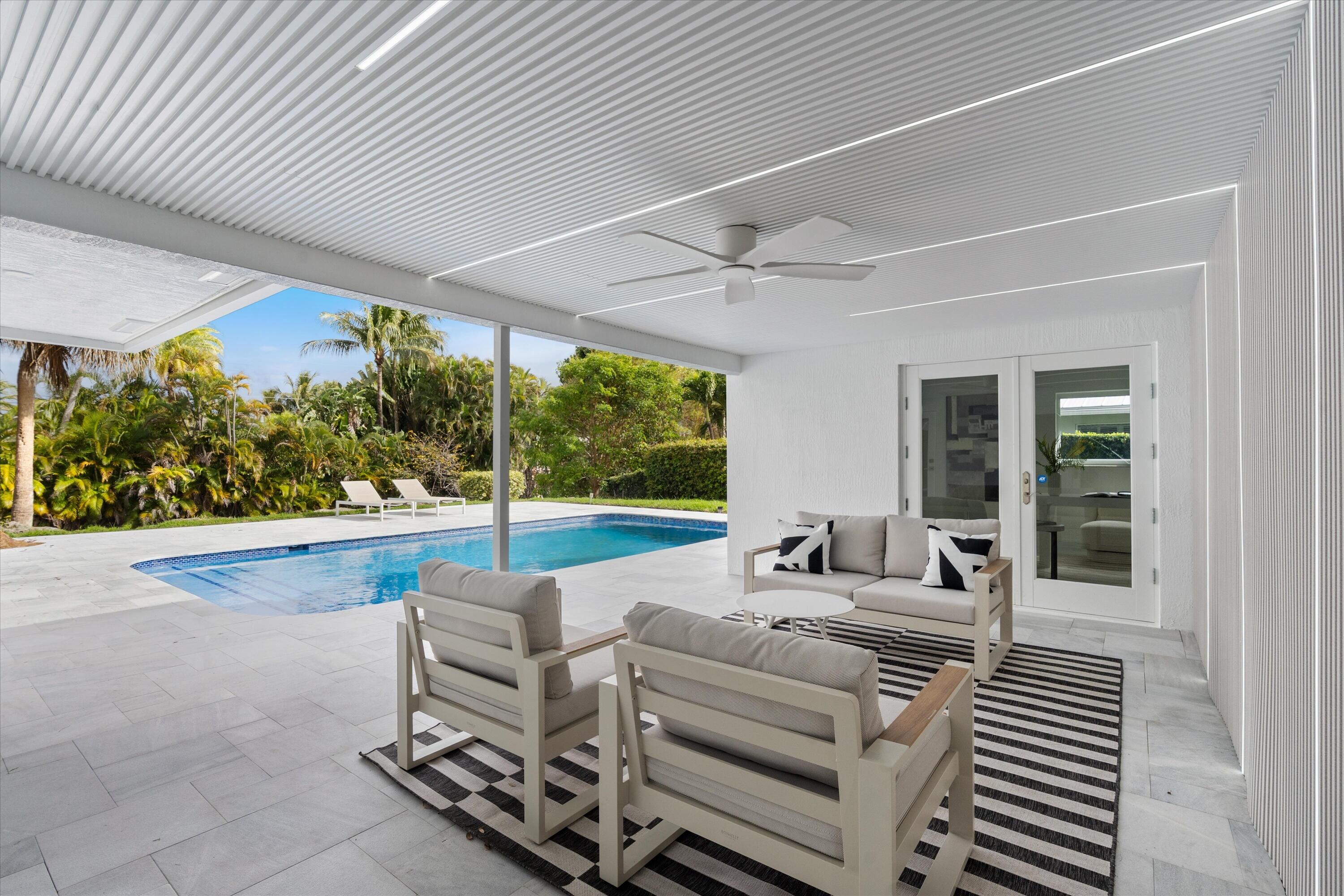 LAKE FLORESTA PARK - Residential