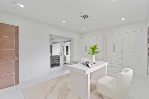 Tiny photo for 440 NW 11th Avenue, Boca Raton, FL 33486 (MLS # B26003383)