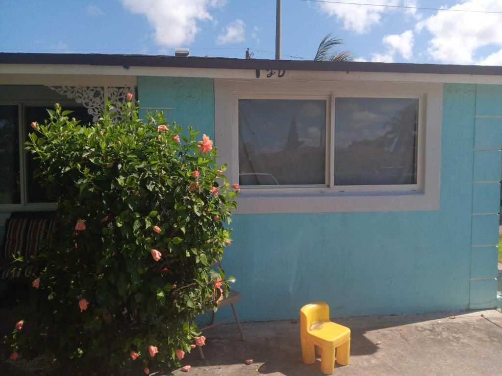 Photo of 120 S Atlantic Drive W, Boynton Beach, FL 33435 (MLS # R11087757)