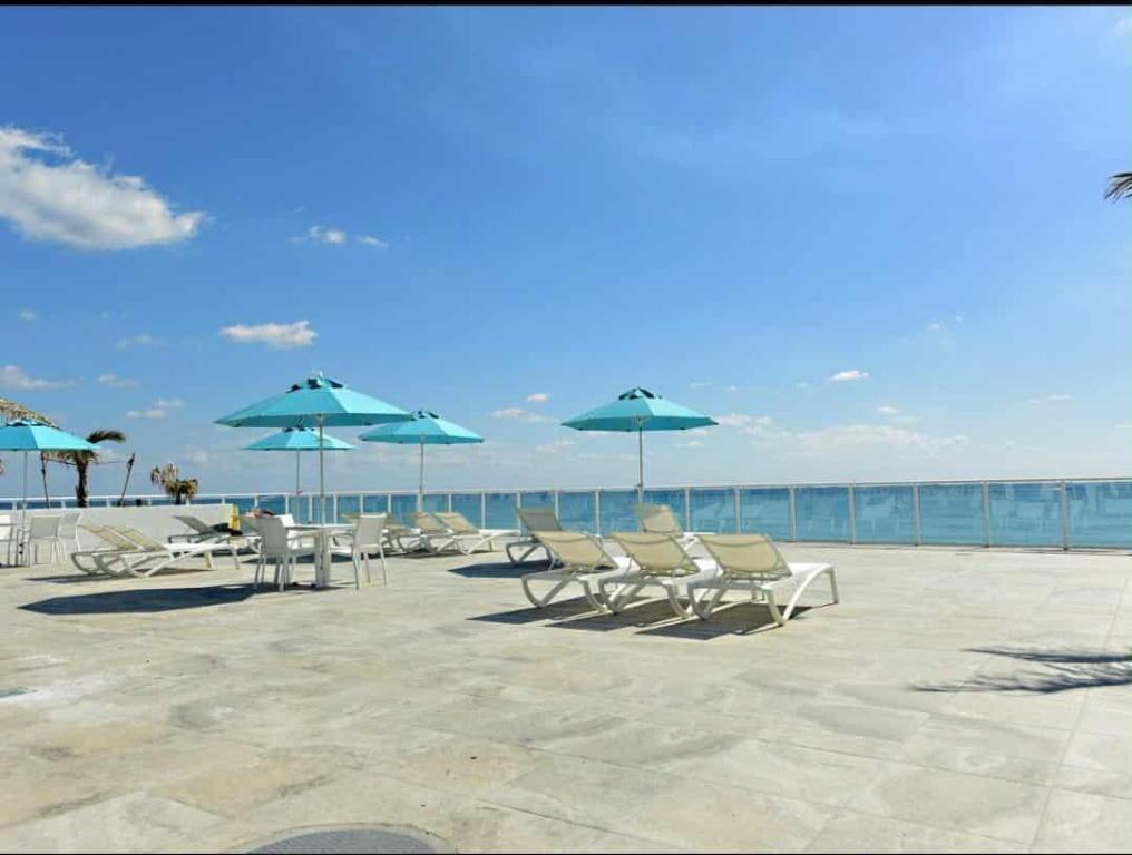 PATRICIAN OF PALM BEACH CONDO - Residential