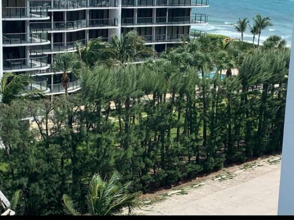 PATRICIAN OF PALM BEACH CONDO - Residential