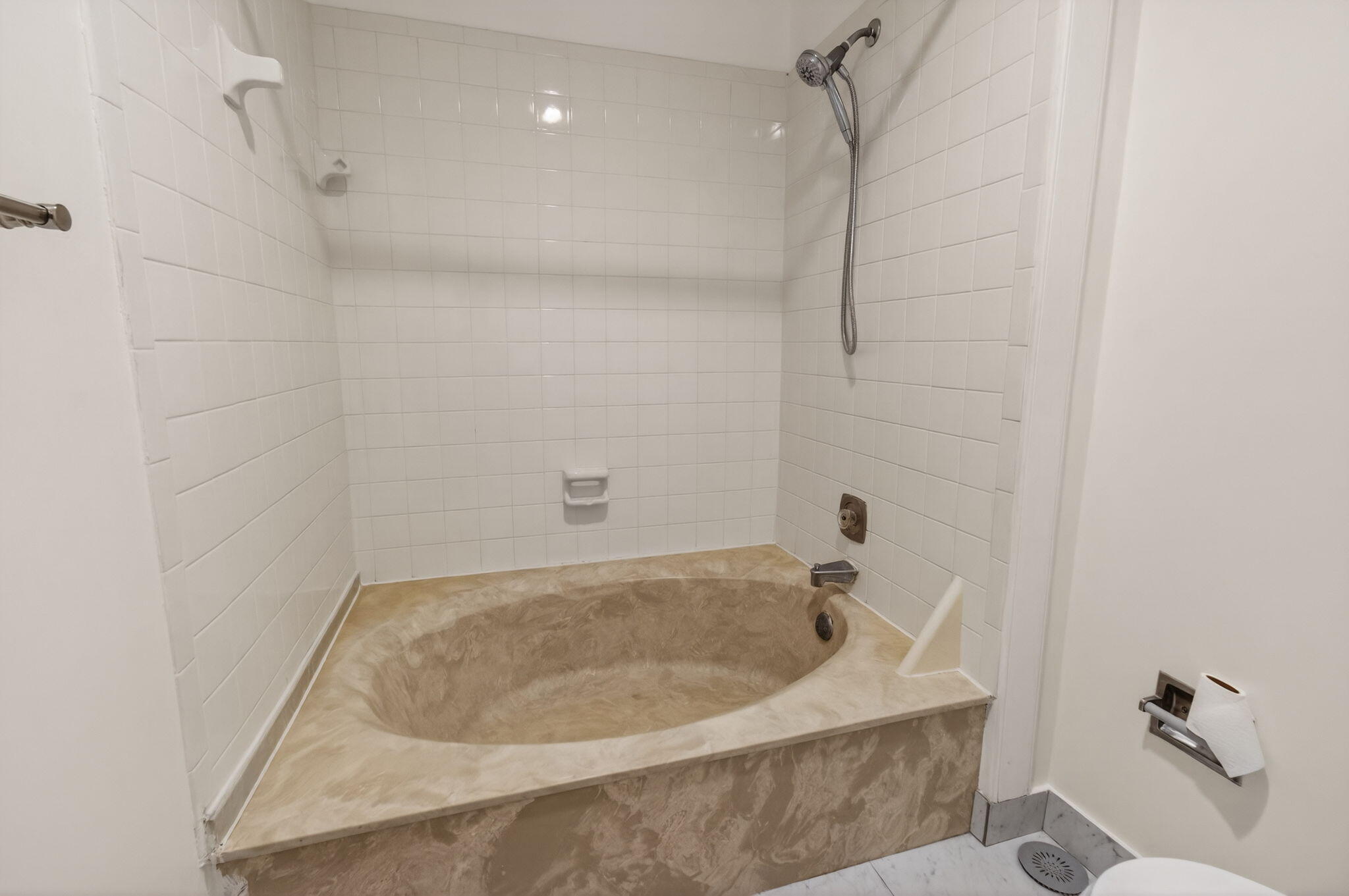 HORIZONS OF BOCA LAGO CONDO - Residential Lease