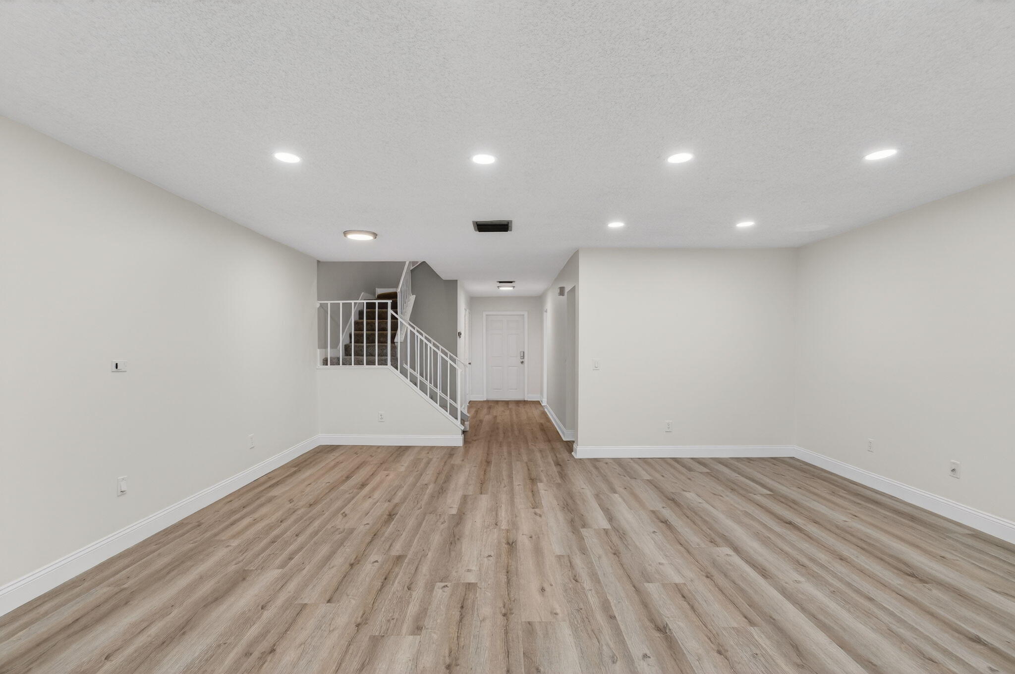 HORIZONS OF BOCA LAGO CONDO - Residential Lease