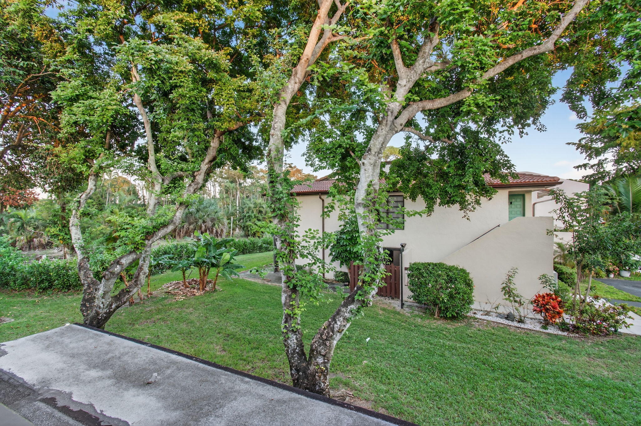 HORIZONS OF BOCA LAGO CONDO - Residential Lease