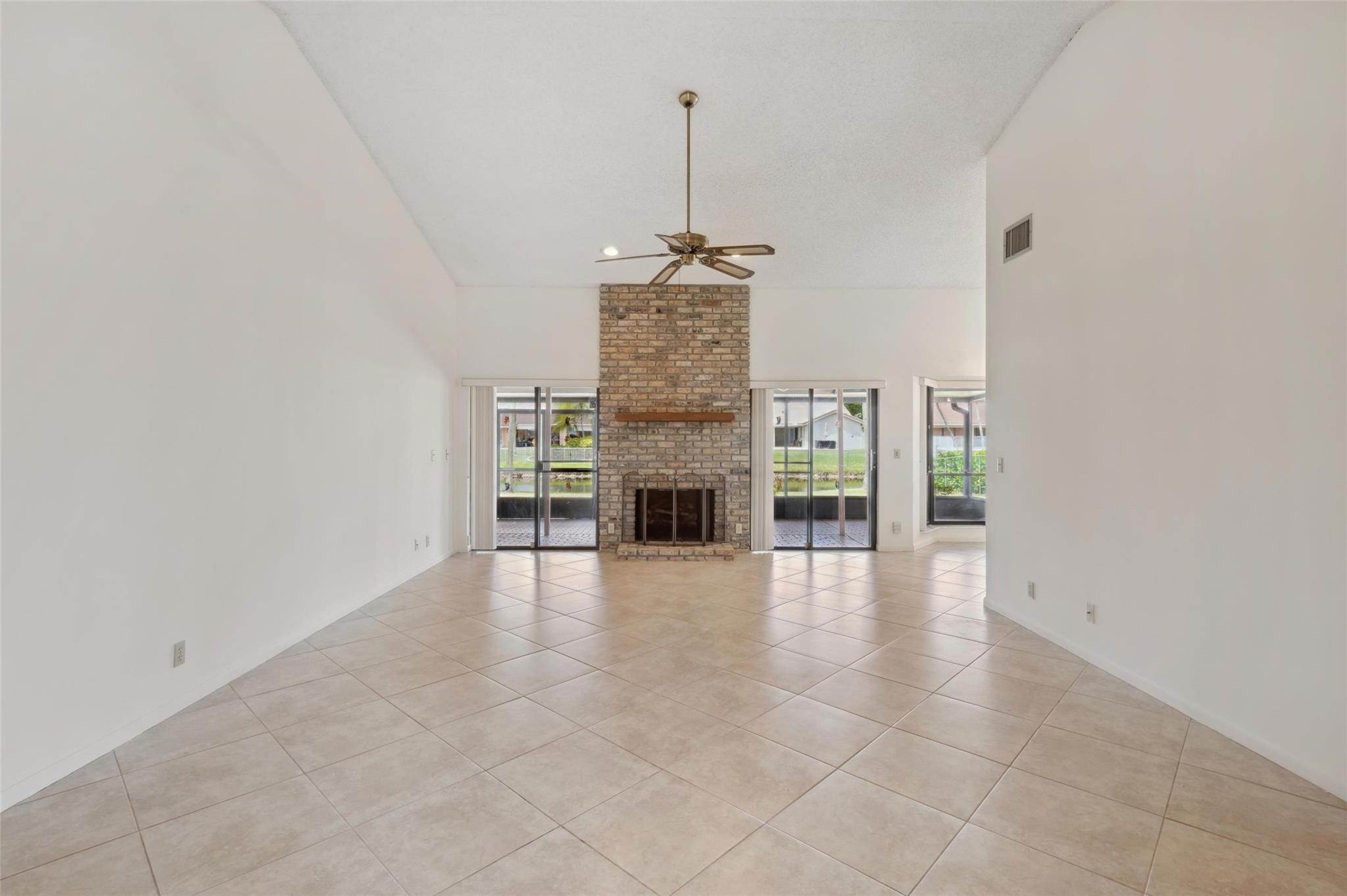 1013 NW 99th Ave