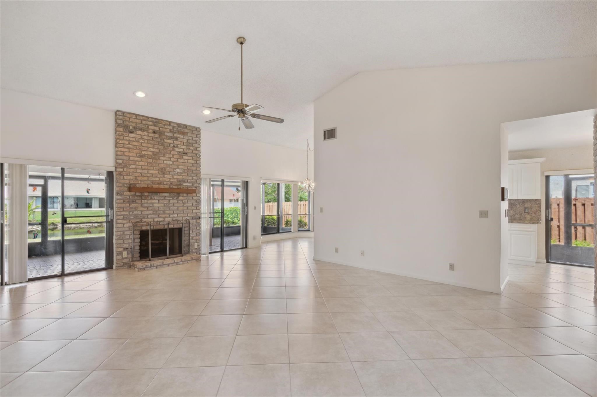1013 NW 99th Ave