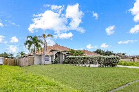 A home in Port St Lucie