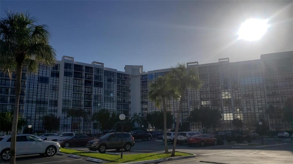 OCEANVIEW PARK CONDO - Residential