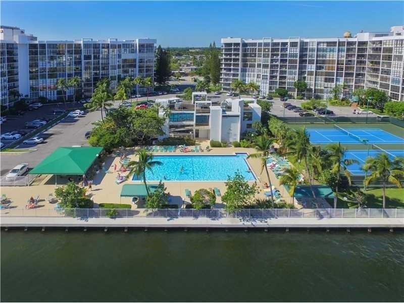 OCEANVIEW PARK CONDO - Residential