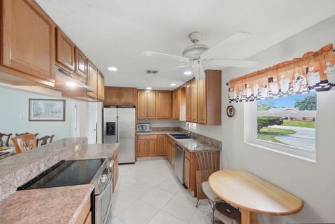 Tiny photo for 13 W Palmetto Road, Lake Worth, FL 33467 (MLS # B26011067)