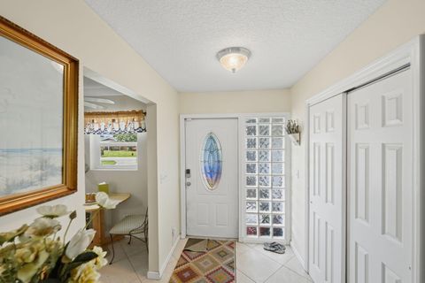 Tiny photo for 13 W Palmetto Road, Lake Worth, FL 33467 (MLS # B26011067)