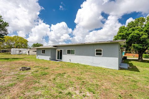 Tiny photo for 13 W Palmetto Road, Lake Worth, FL 33467 (MLS # B26011067)