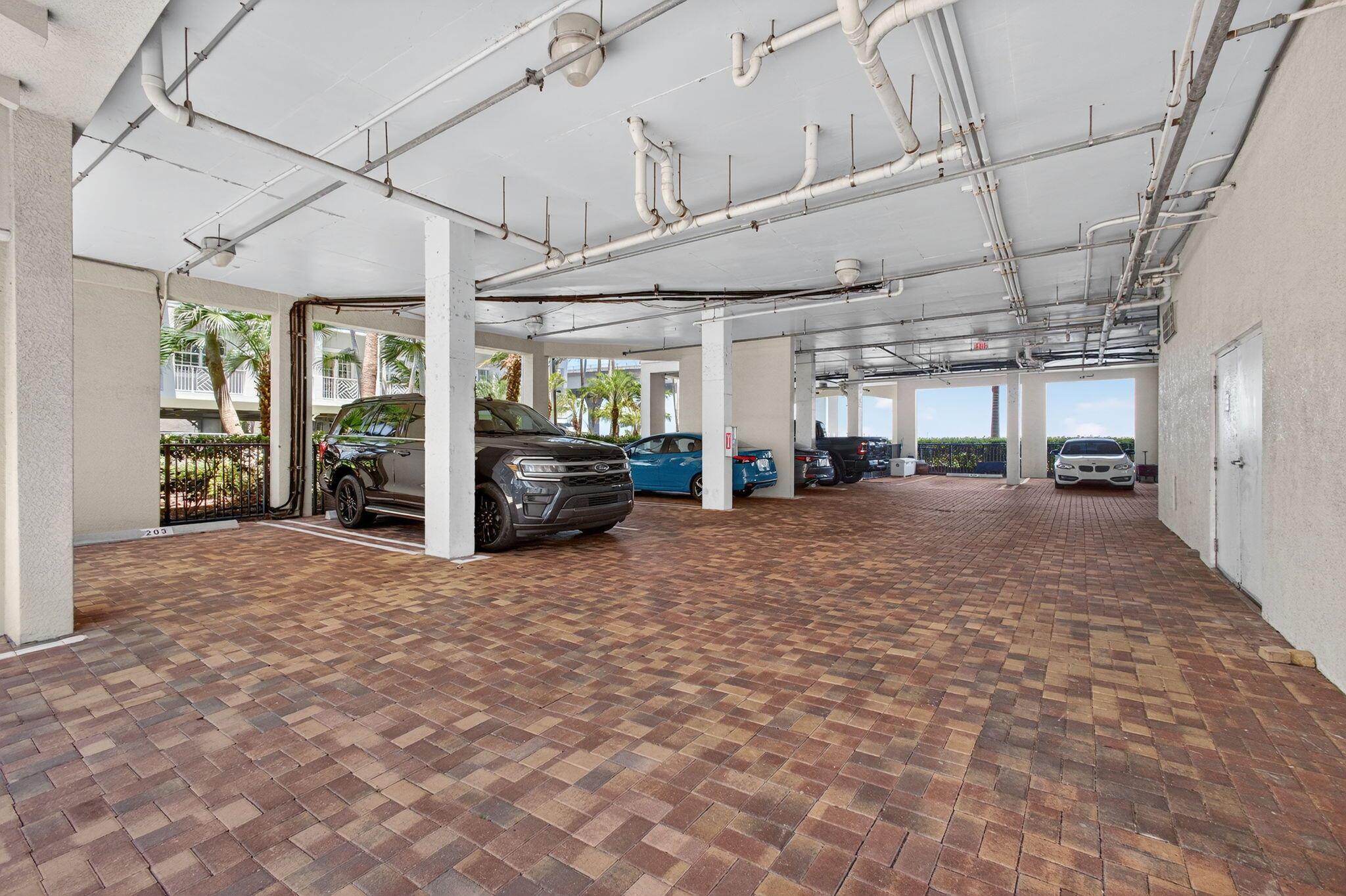 275 NW Flagler Avenue 204