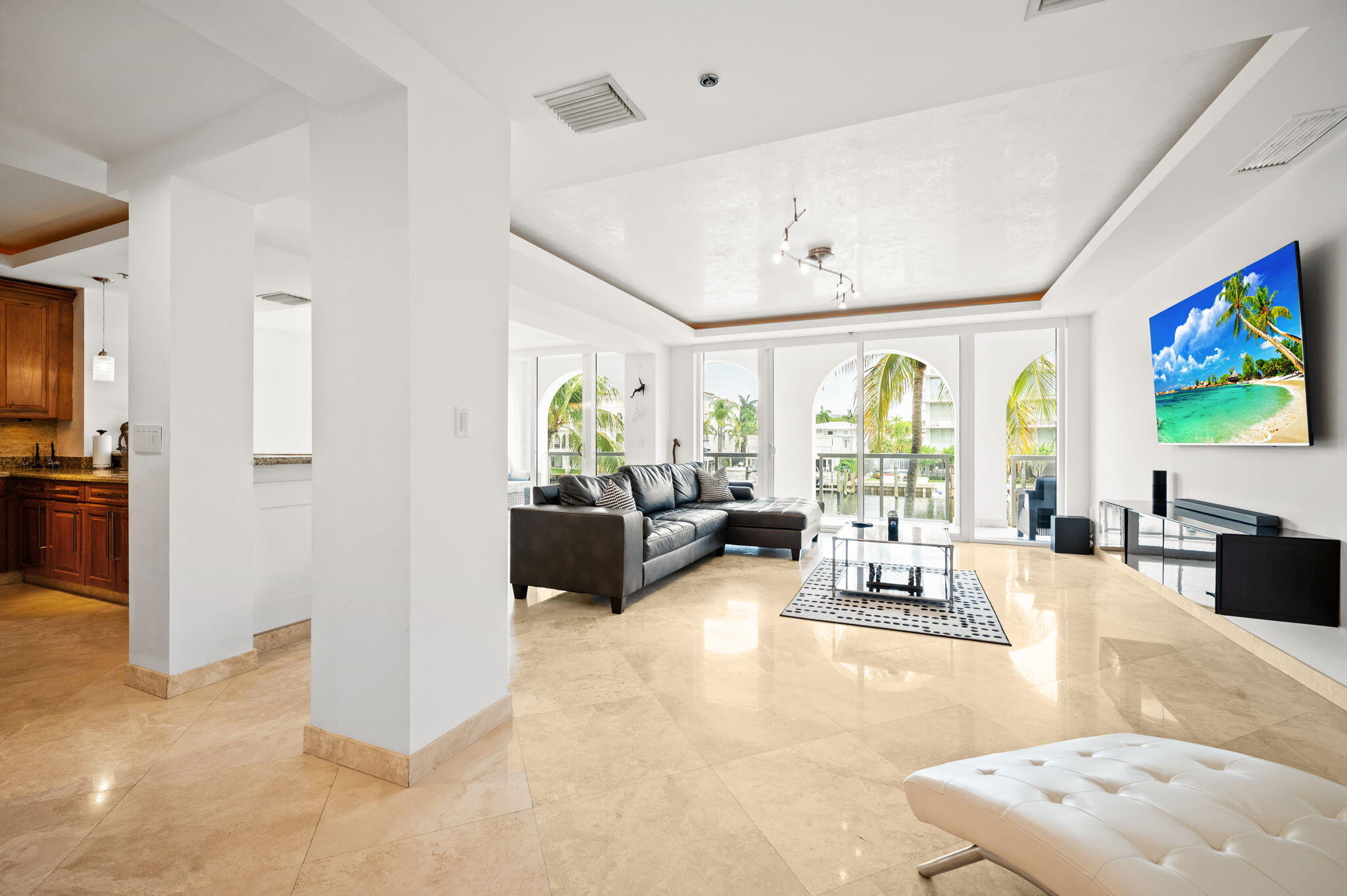 48 Hendricks Isle 2 A-a