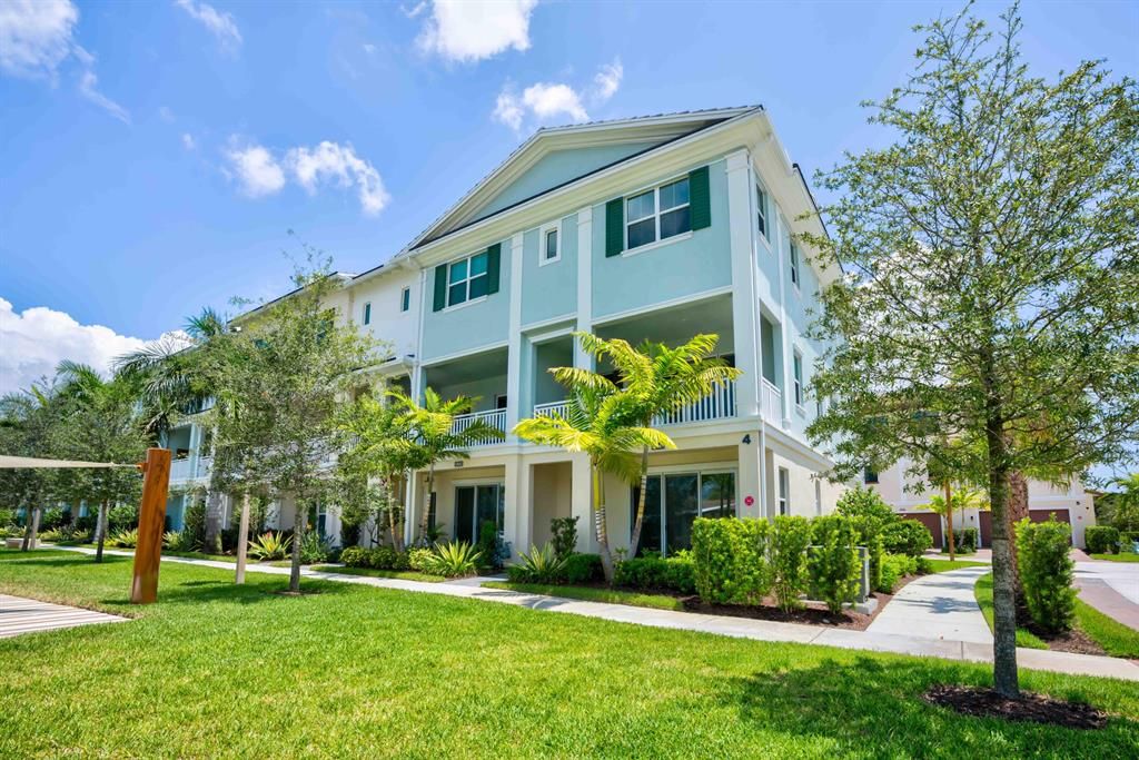 Photo of 12688 Machiavelli Way, Palm Beach Gardens, FL 33418 (MLS # R10734689)