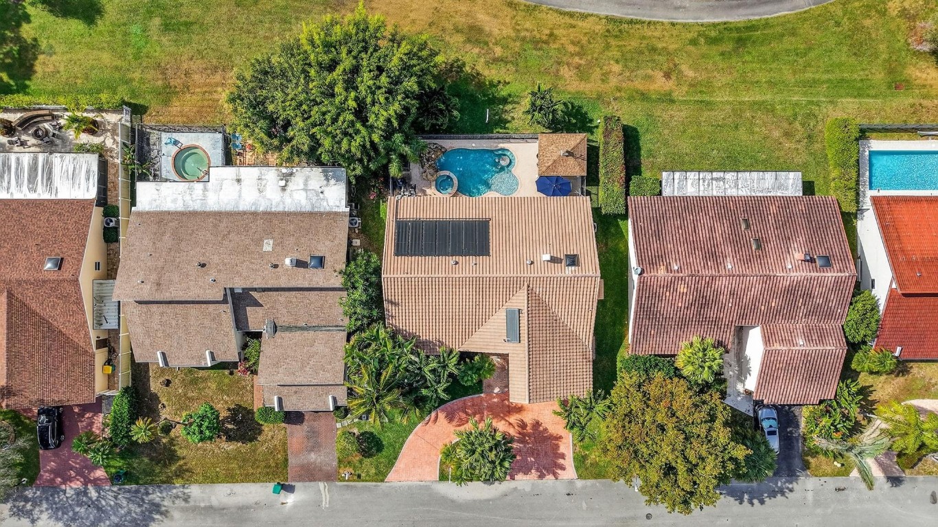 Woodmont Tr 69 96-4 B - Residential