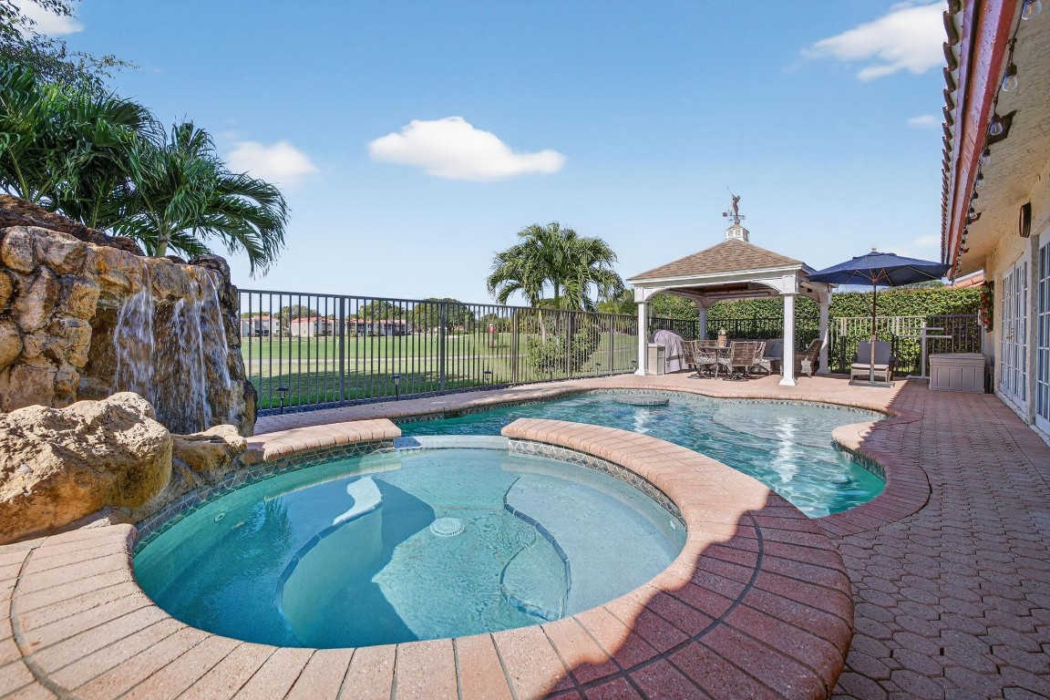 Woodmont Tr 69 96-4 B - Residential