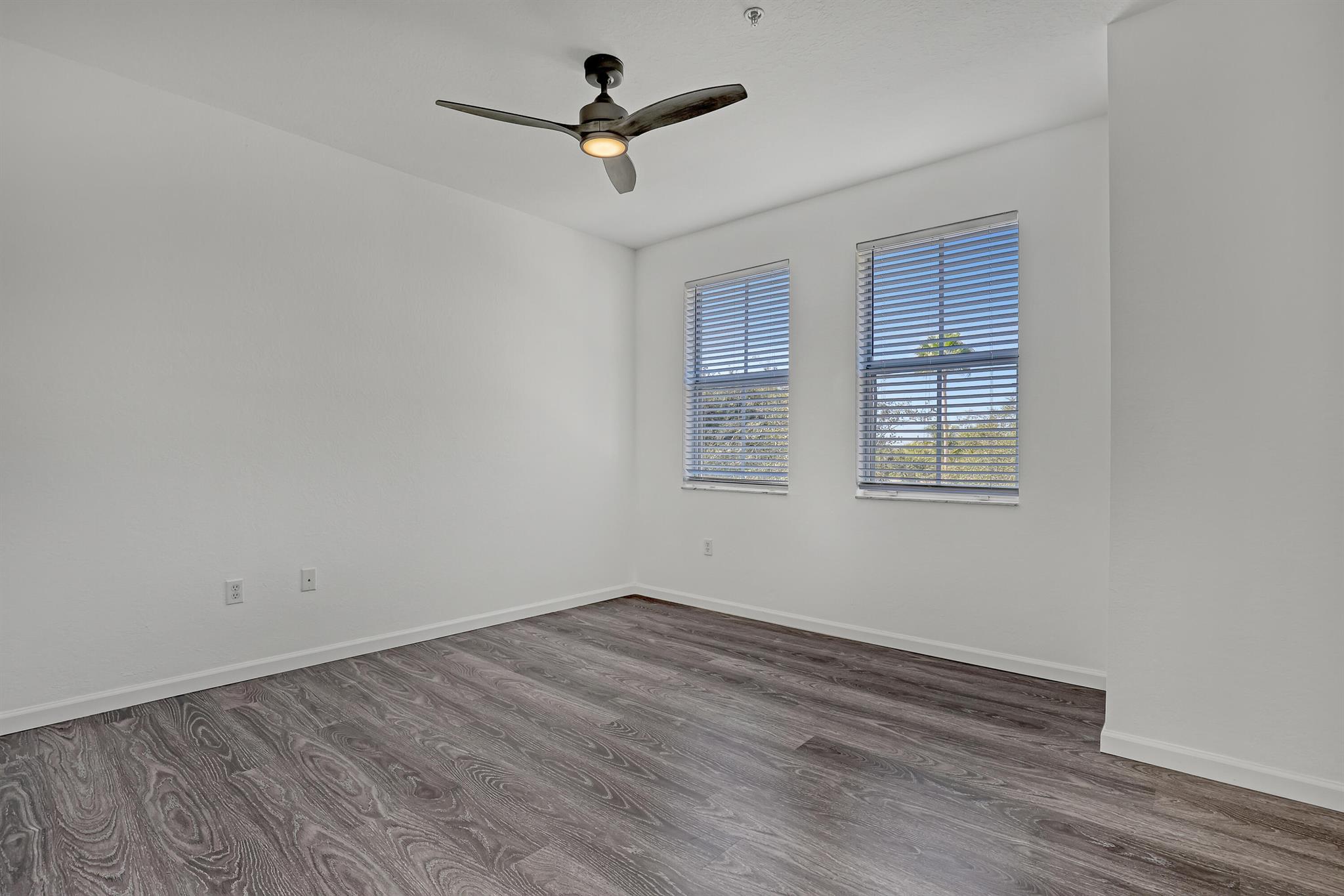 RESIDENCES AT LEGACY PLAC - Residential Lease