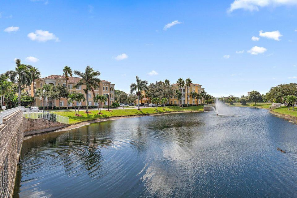 RESIDENCES AT LEGACY PLAC - Residential Lease