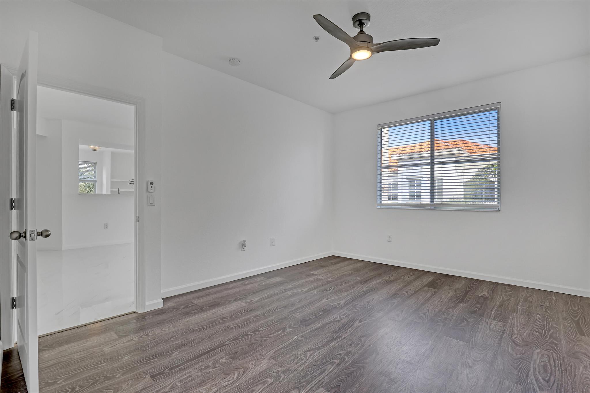 RESIDENCES AT LEGACY PLAC - Residential Lease