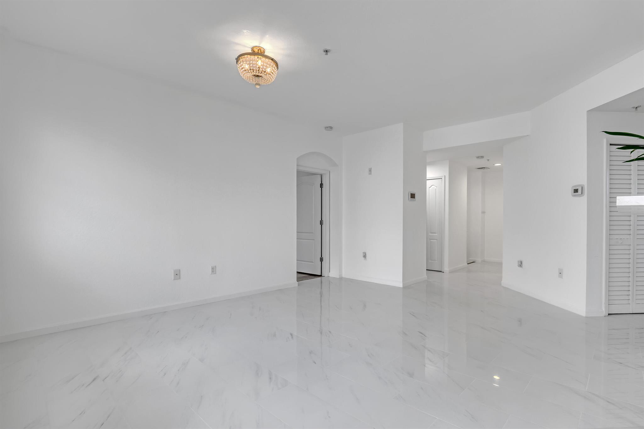 RESIDENCES AT LEGACY PLAC - Residential Lease