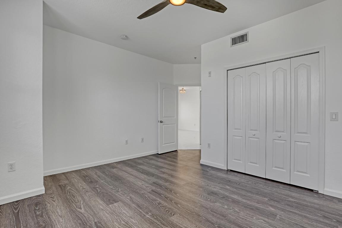 RESIDENCES AT LEGACY PLACE CONDO - Residential Lease