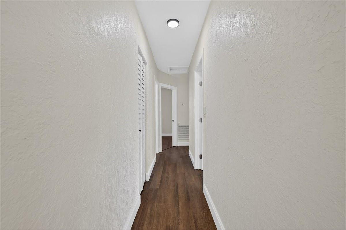 Armstrong Manor - Residential