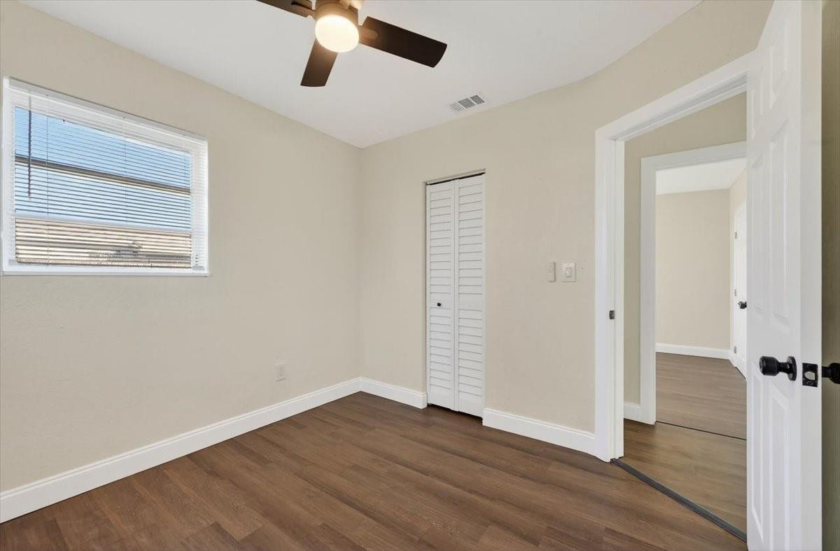 Armstrong Manor - Residential