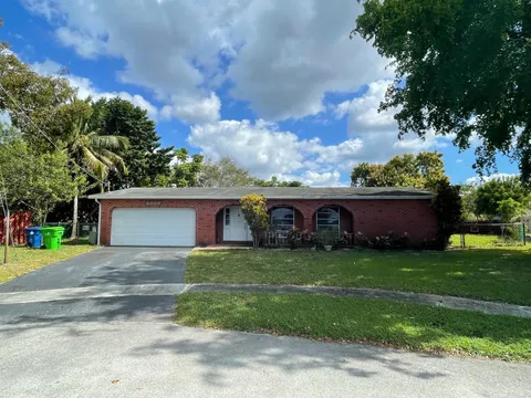8300 NW 24th Court, Sunrise, FL MLS: R11067617