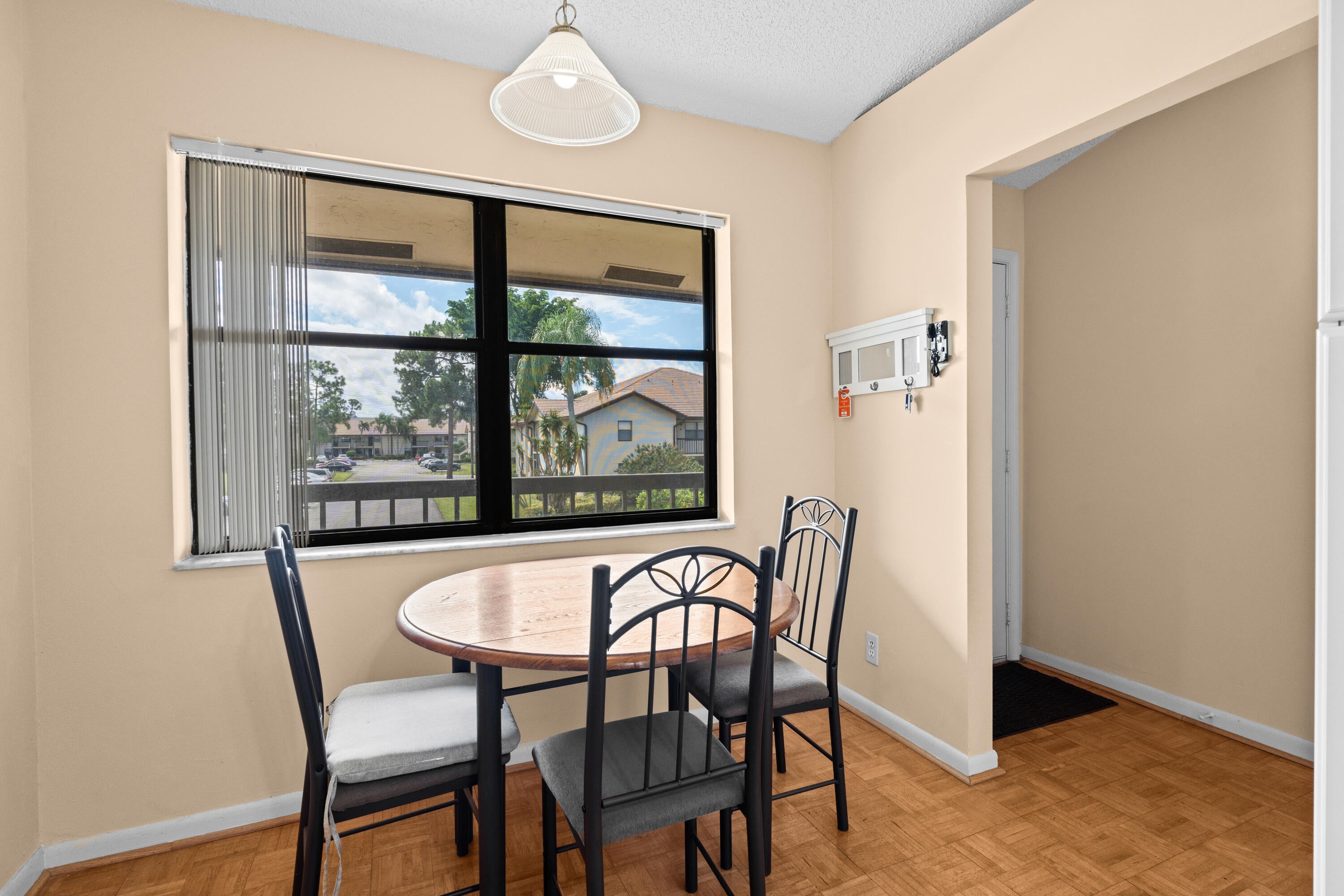 7593 Tahiti Lane
