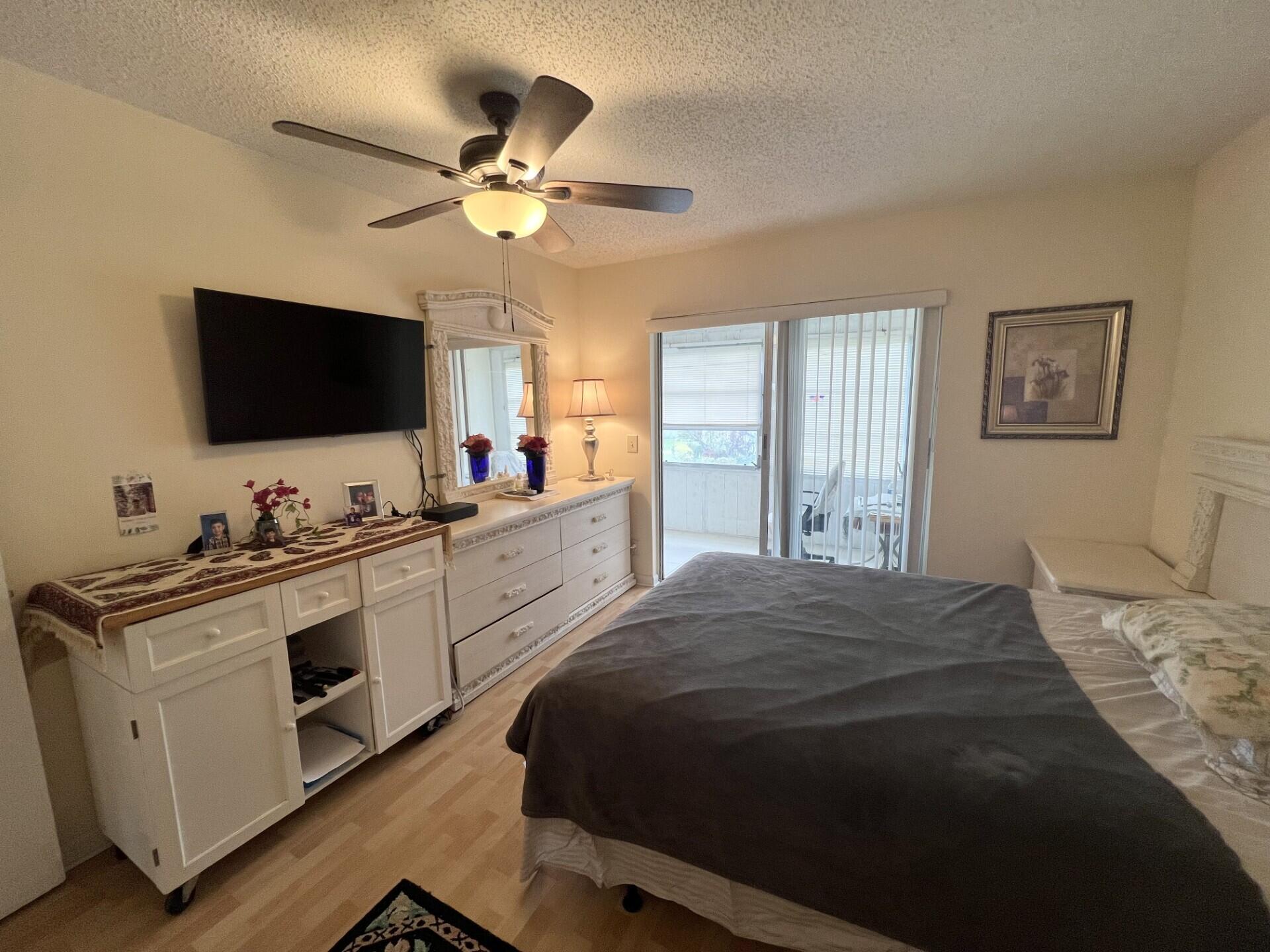 MARKHAM I CONDO - Residential Lease