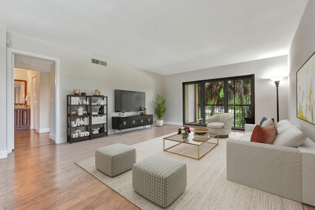 Photo of 334 Lakeview Drive #204, Weston, FL 33326 (MLS # F10551418)