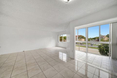 A home in Pembroke Pines