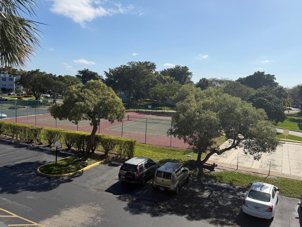 LIME BAY CONDOMINIUM - Residential