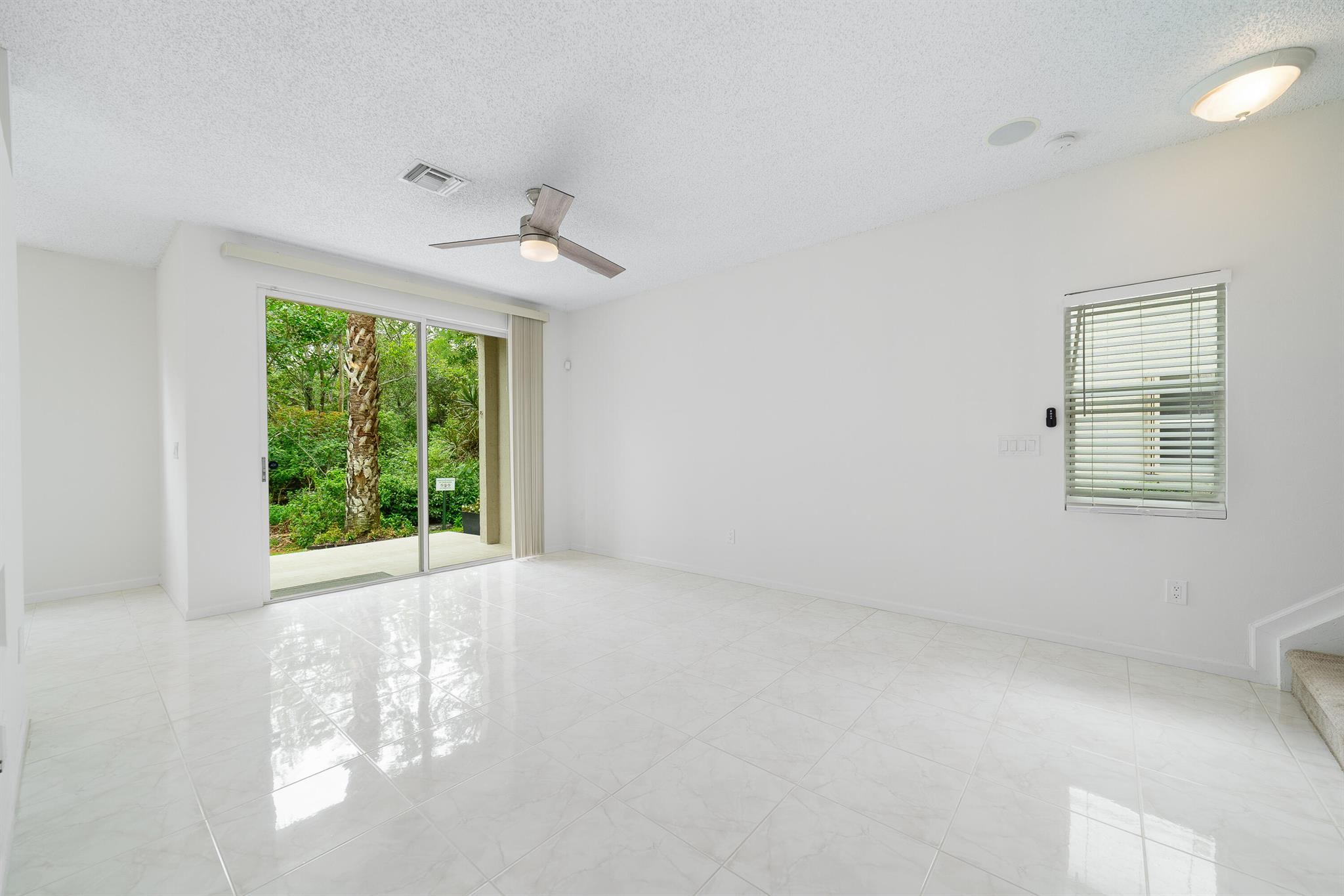 4718 NW 59th Manor