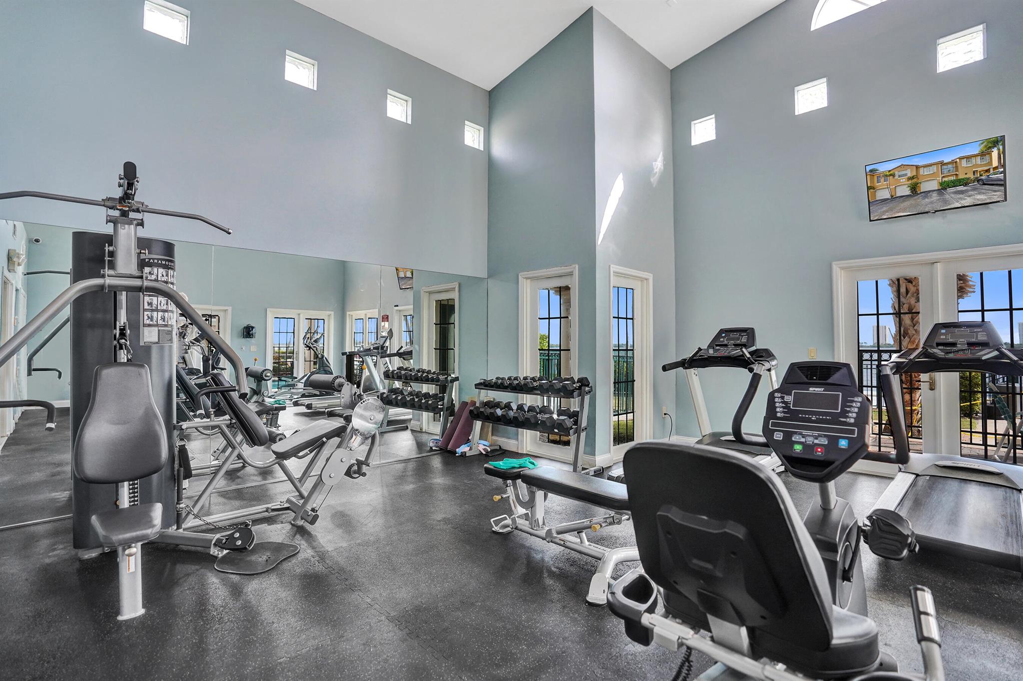 BAY REACH CONDO - Residential