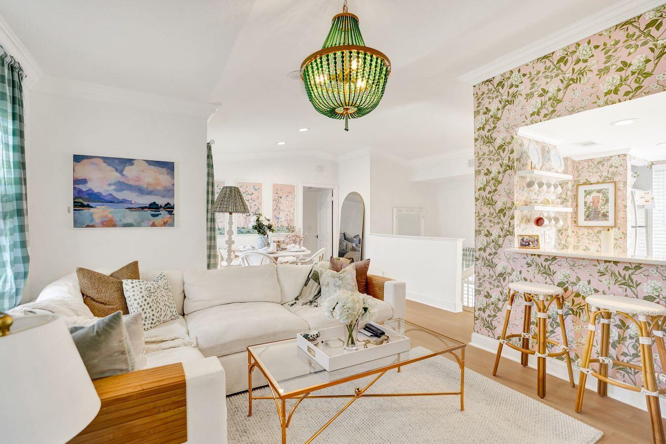 BAY REACH CONDO - Residential